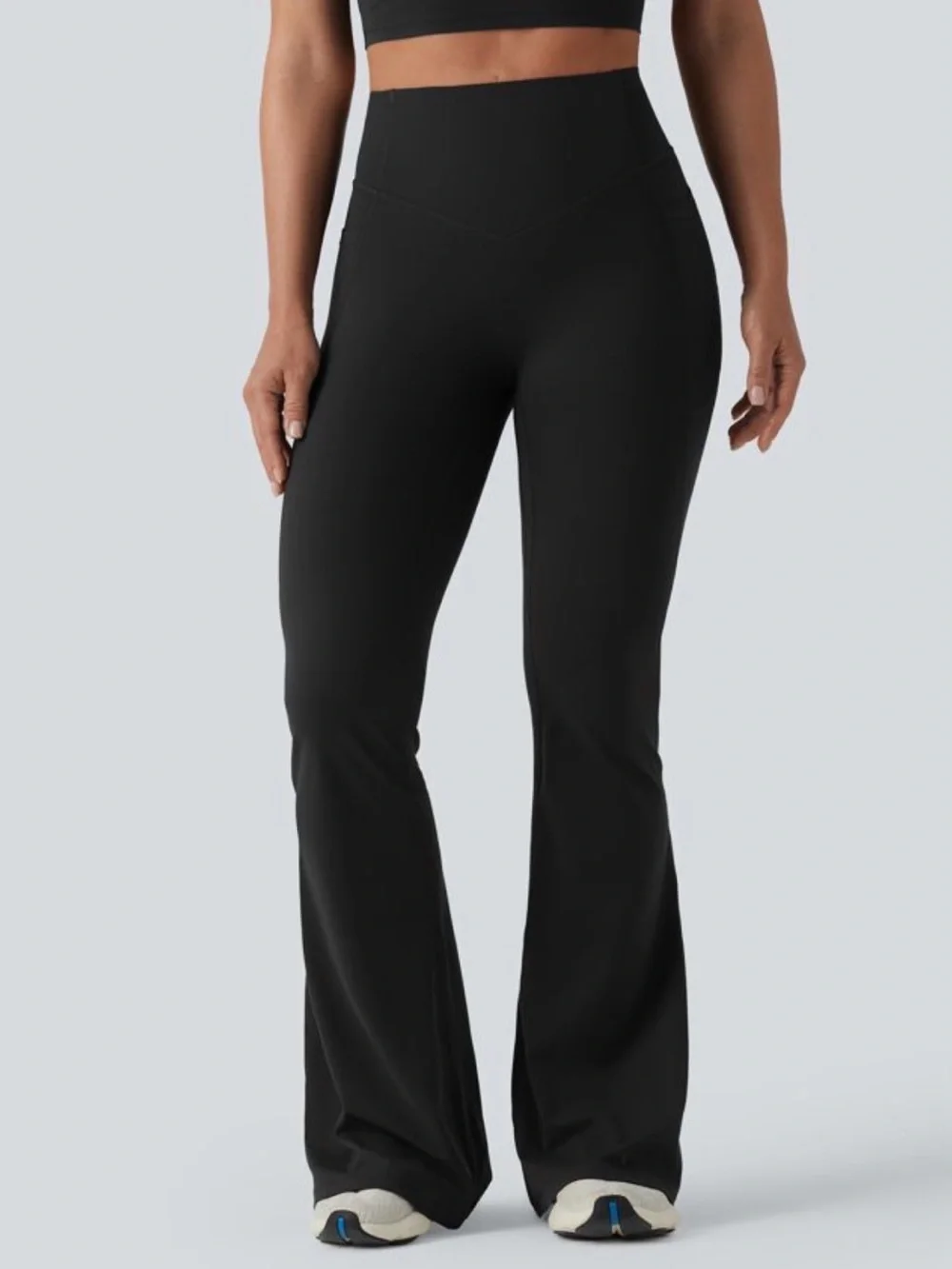 HALARA Black High-Waist Flare Pocket Leggings